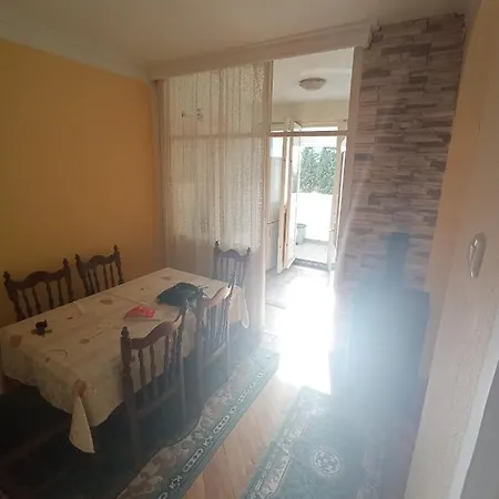 Vukadinovic Apartment