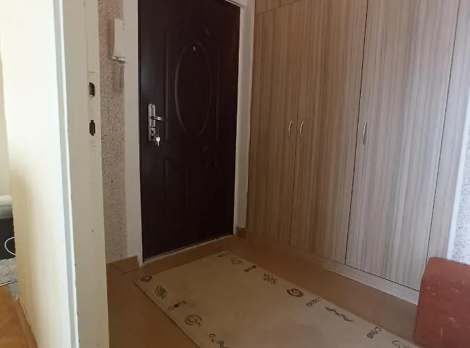 Apartment Vukadinovic *