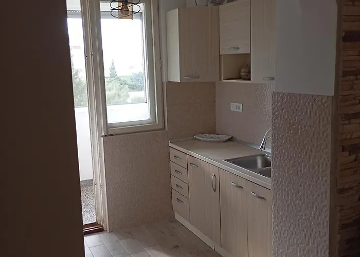 Vukadinovic Apartment *